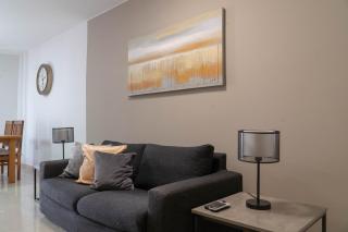 Spacious Apartment in Gzira - 9