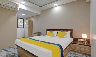 Glitz Hotels Golden Birds - Mahape, Navi Mumbai - 1