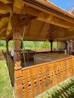 Hanu lu’ Vasile - 6