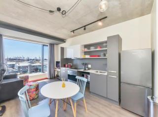 605 WEX1 Designer Studio With Pool and Onsite Parking - Kaapstad - 0