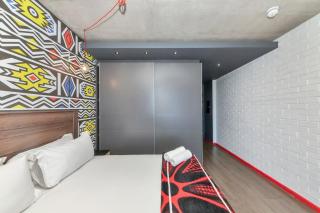 605 WEX1 Designer Studio With Pool and Onsite Parking - Kaapstad - 3