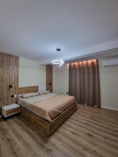 Peace and Love luxury apartment in Center, New Bazaar 2 - Tirana - 1