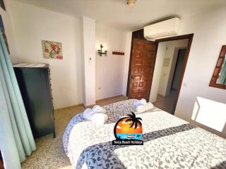 2 Bed Apartment with Sea View near Burriana Beach - Nerja - 3