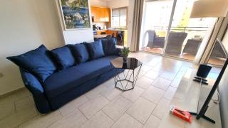 Beach Haven: 7-Minute walk to the beach + Pool - Larnaca - 1