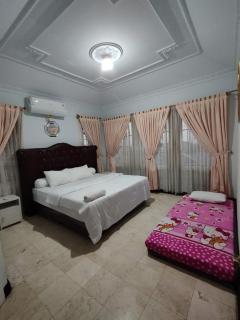 Vila Princess,Sentul 4bedroom dan Tenda Camping,Private pool, Tenis meja, mini billiard, Karaoke, Ayunan,BBQ, 08satu3 80satu6 4satu5satu - Bogor - 2