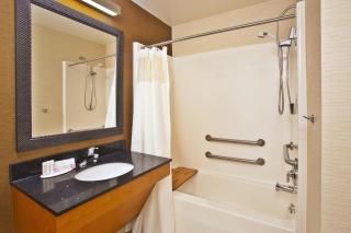 Fairfield Inn & Suites by Marriott Madison West/Middleton - Madison - 1