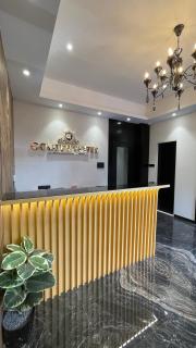 Hotel Golden Suites - Near Nesco - 1