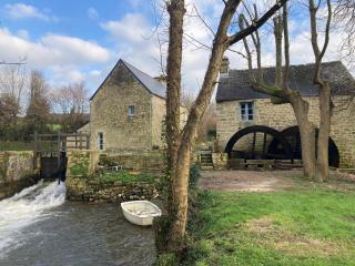 Miller house in a water mill from the 12th century - Négreville - 8