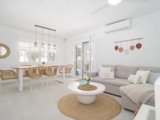 Sun and Sea House - Cala Llombards - 7