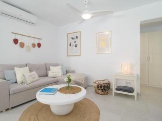 Sun and Sea House - Cala Llombards - 6