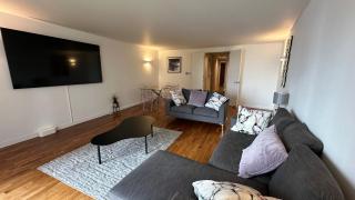 Luxurious 2 bedroom apartment in Canary Wharf - 3