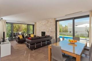 Exklusive Designvilla mit Dachterrasse und umfassendem Panoramablick - Karigador - 8