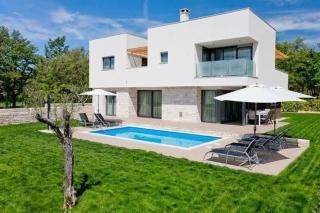 Exklusive Designvilla mit Dachterrasse und umfassendem Panoramablick - Karigador - 7