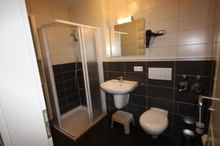 Schöne Ferienwohnung in Koserow mit Grill, Garten und Terrasse oder Balkon - Koserow - 6