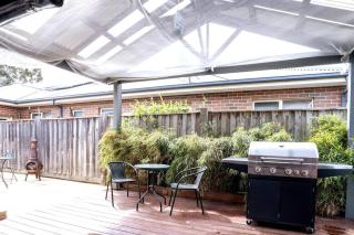 Serene South Morang Retreat - 7