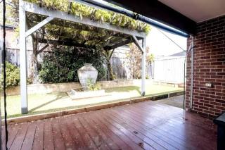 Serene South Morang Retreat - 4