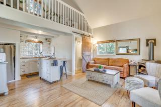 Cozy Terrace Lakes Resort Cabin with Views - Crouch - 6
