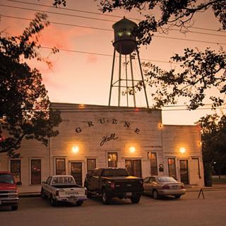 DT 292 Star Haus - New Braunfels - 6