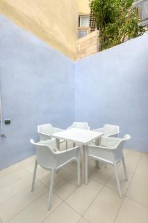 Lovely 2BR home with private backyard in Gzira by 360 Estates - Il-Gżira - 8