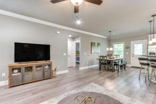 Eureka Springs Family Home - half Mi to Marina! - Eureka Springs - 6