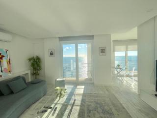 Durres Currila Modern Luxury STUNNING Beach Views - 5
