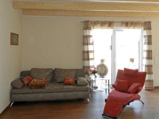 Ferienwohnung Seemannskajüte luxuriös ausgestatteter Bungalow mit Kamin, modernem Bad, Küchenzeile, Sonnenterrasse und 2 Fahrräder nur 600 m bis zum Strand mit Strandkorb - Butjadingen - 8