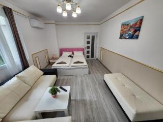 luxury two bedroom Crown Apartament - Pravets - 8