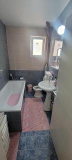 Apartman Kraljevo-ceo stan,privatan parking - Kraljevo - 1