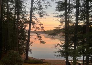Storybook Lake Front Villa with Private Beach! - Winchester - 7