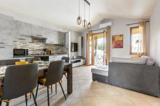 Reginas Home in Pula with Private Parking! - Pula - 9
