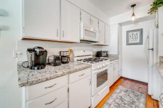 1 Mi to Lake Tahoe Condo with Pool Access - Kings Beach - 1