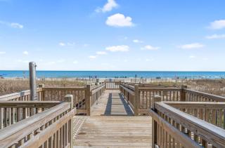 Palms Resort 1002 - 8