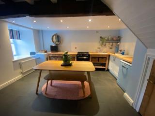 Hen Blas, 14th century 2 bedroom Cottage - 5