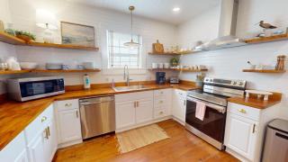 16 6th Avenue by Tybee Beach Vacation Rentals - Tybee Island - 1