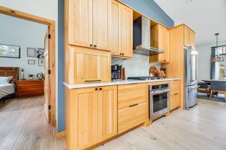 Chic Bellaire Home with Outdoor Kitchen on Clam Lake - Bellaire - 1