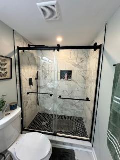 Sardis Forest Gem, 2BR, Fast WiFi, Free Parking - Charlotte - 1