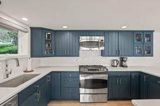 Luxury Conesus Lakefront Dock Modern Amenities - 5