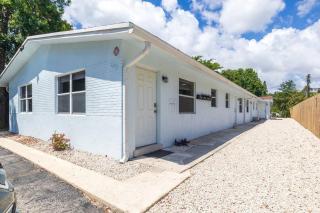 Cozy 2bed 1 Bath 5 min to Las Olas W/free parking! - Fort Lauderdale - 6