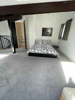 The Tannery Dublex 3 Bedroom Apartment - 3