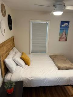 The Cozy Back Bungalow - Warwick - 7