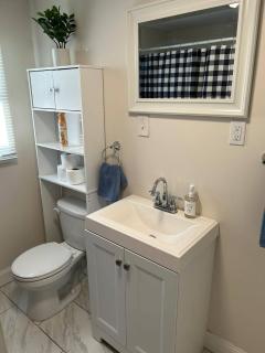 The Cozy Back Bungalow - Warwick - 5