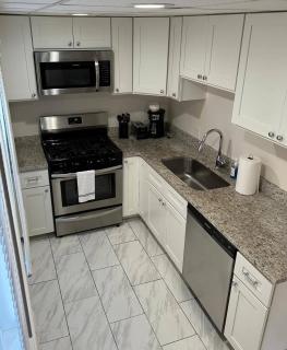The Cozy Back Bungalow - Warwick - 2