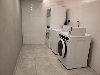 Dpto 2 ambientes en Cañitas con Laundry Gym Piscina y Sofa cama extra - Buenos Aires - 3