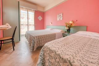 Hotel Sabbia d'Oro - Rimini - 3
