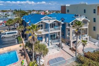Sun-drenched Townhome on beautiful Madeira Beach! - St Pete Beach - 5