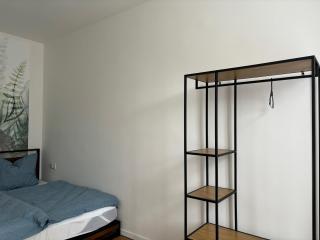 schönes Design, 3 Queensize-Betten, Walk In Dusche, Küche komplett mit Nespresso, Kinder Zusatzpaket möglich Kleinkinderbett, Kindergeschirr, Hochstuhl - 2