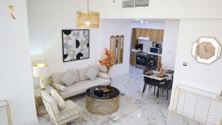 City Nest Your 2BR apartment in Masdar City - Abu Dhabi - 0