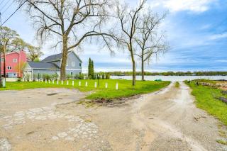 Kayak and Fish 1 Block to Lakeside Park and Ramp! - Woodland Beach - 8