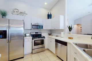 The Serene Sunbeam - Cape Coral - 1
