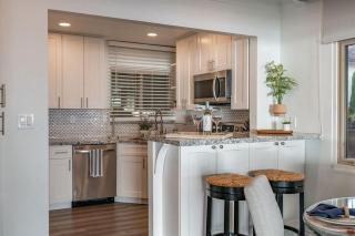Oceanfront Townhome with Breathtaking Views - San Diego - 2